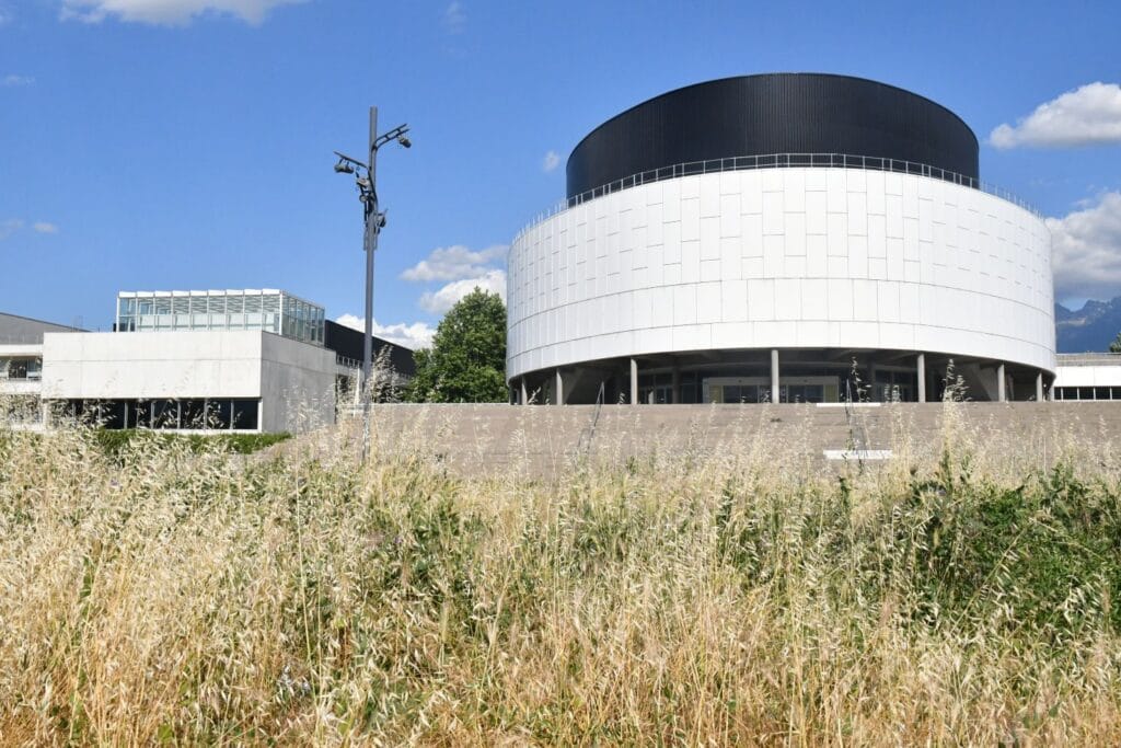 Climat libe tour debat grenoble