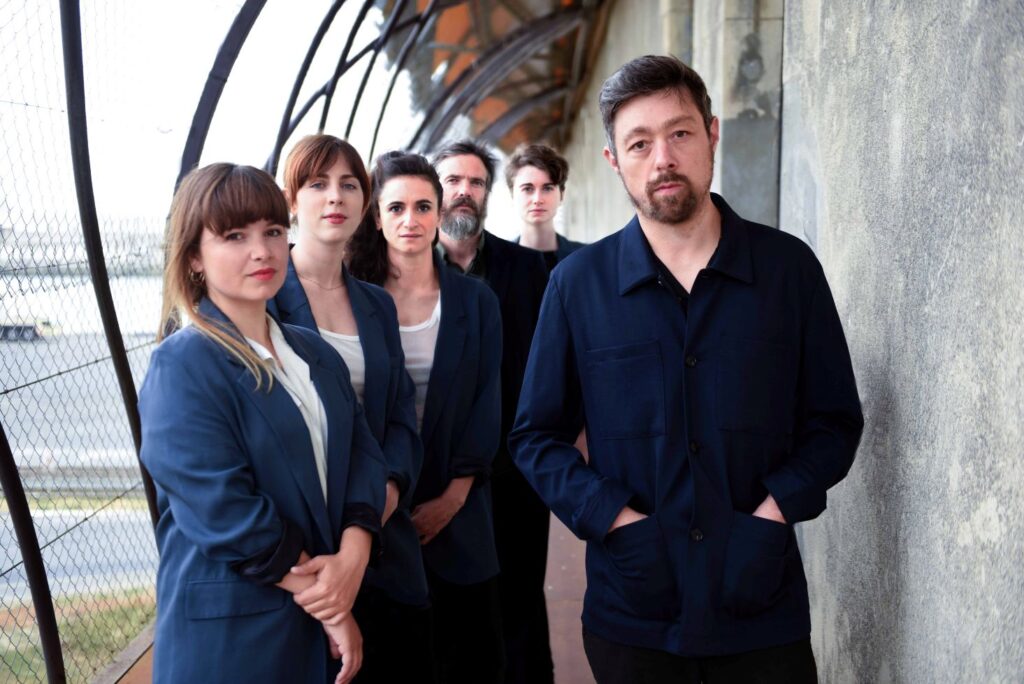 H burns leonard cohen concert grenoble