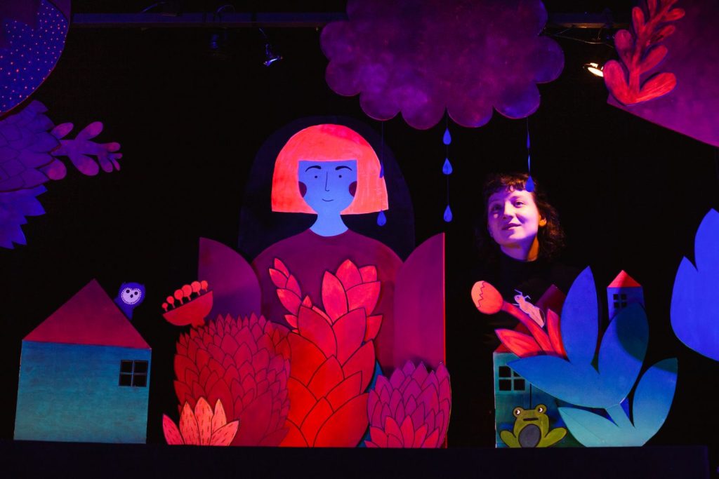 Foret spectacle marionnettes festival les ptits geants
